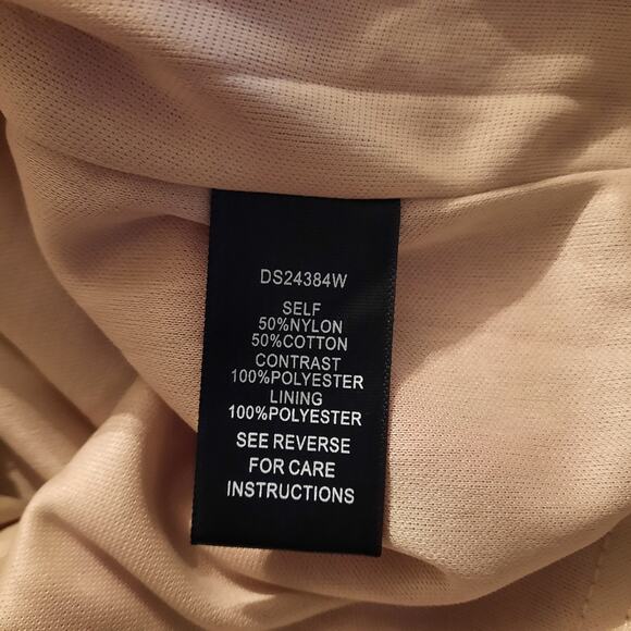 The Room Halter Mini Dress Sz Medium Red Lace Sheer Overlay Sexy Cocktail Party - Picture 9 of 10